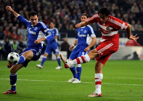 而同样备受 而同样备受